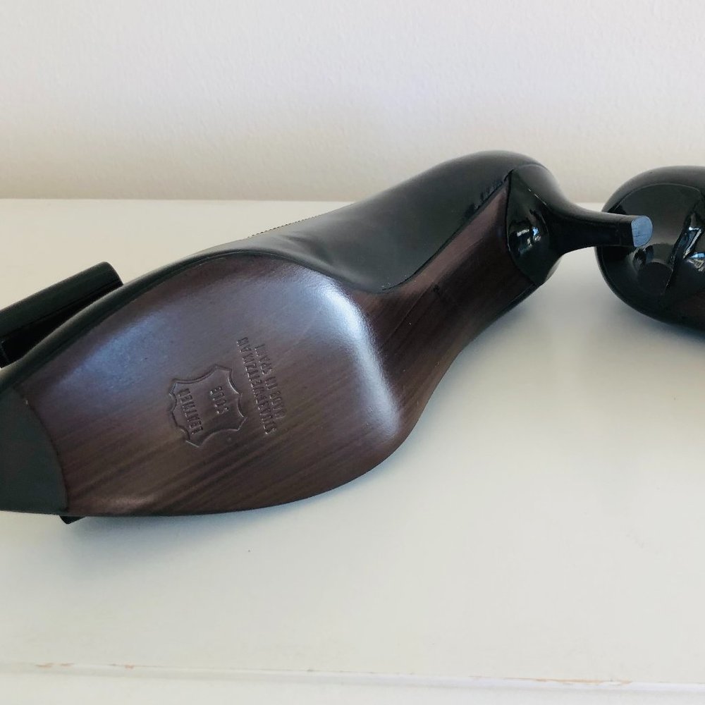 Stuart Weitzman Tuxbow Patent Leather Pointed Toe… - image 6